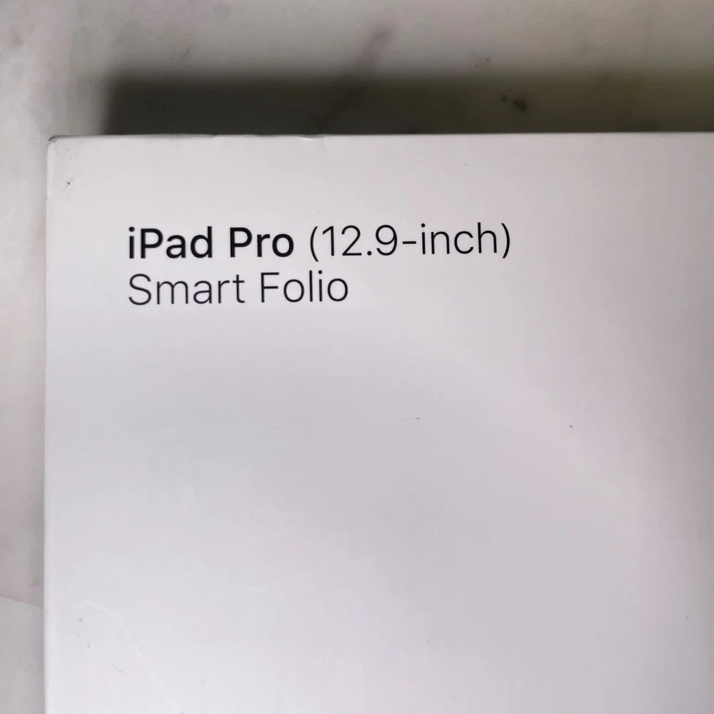 iPad Pro (12.9 in, 3rd generation) Smart Folio